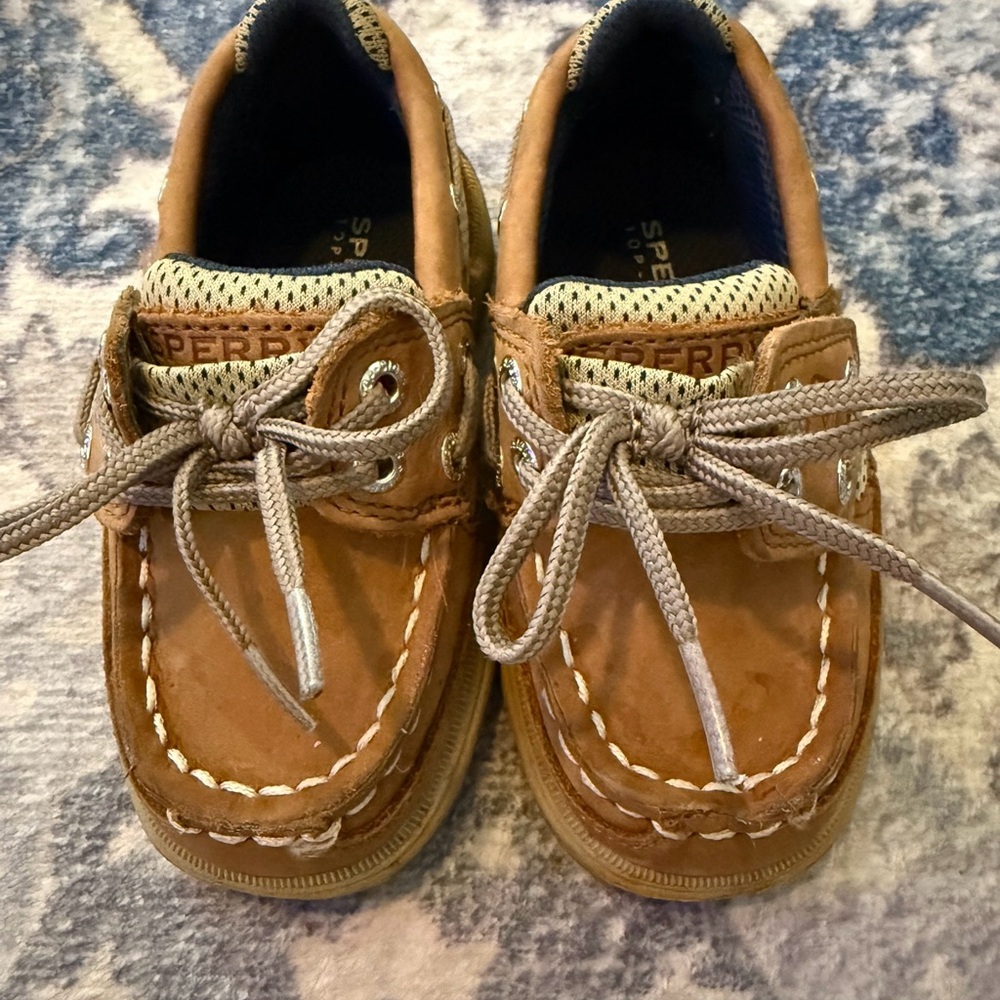 Sperry Brown Moccasins with Classic Stitching and 360° Lacing